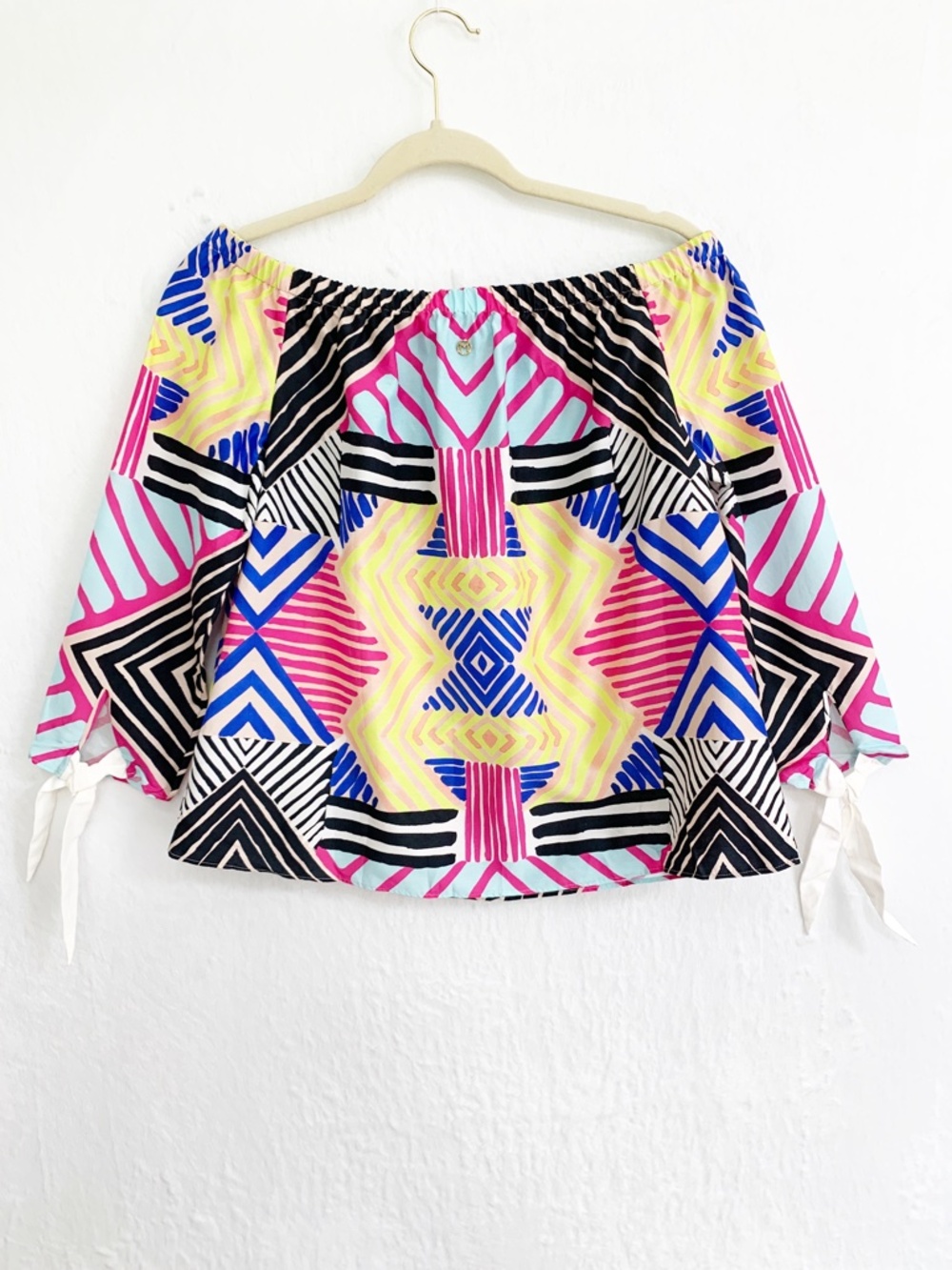 Marie Oliver Bold Abstract Off-The-Shoulder 3/4 Sleeve Top Sz XS - Picture 6 of 12